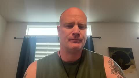 Snapshot of multipopper chatting on 02/21/25, 06:26 multipopper online show from 02/21/25, 06:26