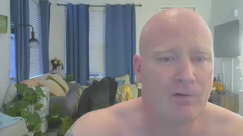 Snapshot of multipopper chatting on 10/25/25, 12:07 multipopper online show from 10/25/25, 12:07