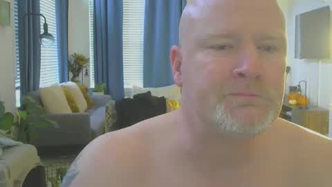 Snapshot of multipopper chatting on 11/16/25, 06:24 multipopper online show from 11/16/25, 06:24