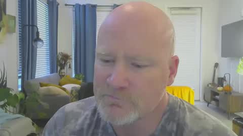 Snapshot of multipopper chatting on 11/23/25, 05:57 multipopper online show from 11/23/25, 05:57