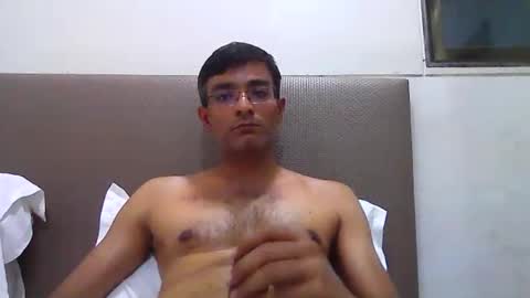 Snapshot of mumbaimonster8inch chatting on 10/10/25, 12:37 rajesh engineer online show from 10/10/25, 12:37