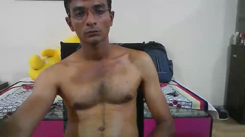 Snapshot of mumbaimonster8inch chatting on 04/18/26, 07:40 rajesh engineer online show from 04/18/26, 07:40