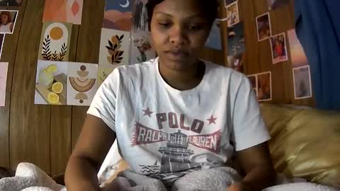 mumnxdor online show from 01/16/26, 10:41