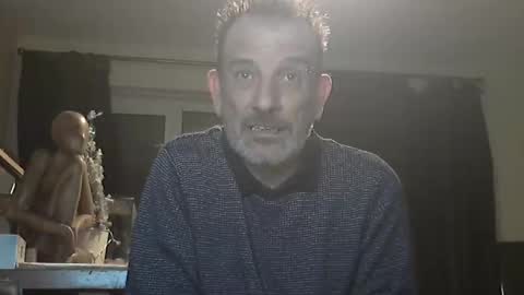 Snapshot of munch10 chatting on 12/14/24, 09:45 munch10 online show from 12/14/24, 09:45