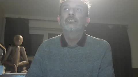 Snapshot of munch10 chatting on 01/19/25, 09:55 munch10 online show from 01/19/25, 09:55