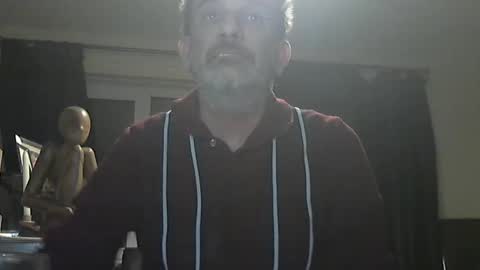 Snapshot of munch10 chatting on 01/29/25, 10:32 munch10 online show from 01/29/25, 10:32