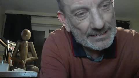 Snapshot of munch10 chatting on 05/15/26, 11:56 munch10 online show from 05/15/26, 11:56