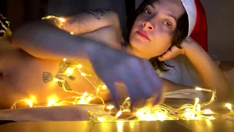   online show from 12/18/24, 10:19