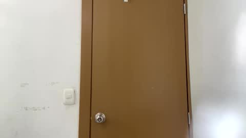   online show from 10/18/25, 03:46