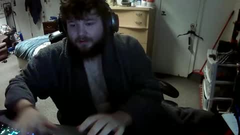 Snapshot of munchie3w chatting on 12/10/24, 04:38 munchieee online show from 12/10/24, 04:38