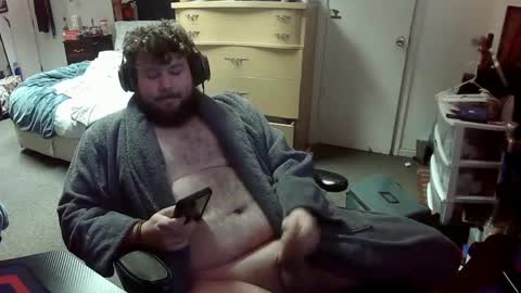 Snapshot of munchie3w chatting on 12/28/24, 03:26 munchieee online show from 12/28/24, 03:26