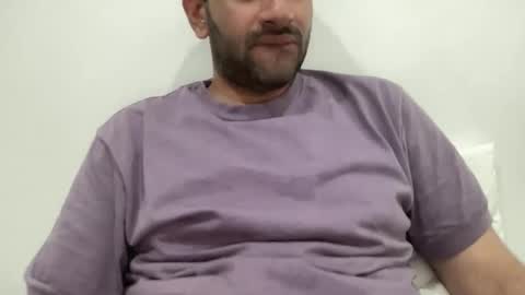 Snapshot of munnabobby2008 chatting on 01/18/25, 07:59 munnabobby2008 online show from 01/18/25, 07:59