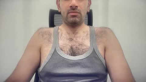 Snapshot of munnabobby2008 chatting on 11/03/25, 09:54 munnabobby2008 online show from 11/03/25, 09:54