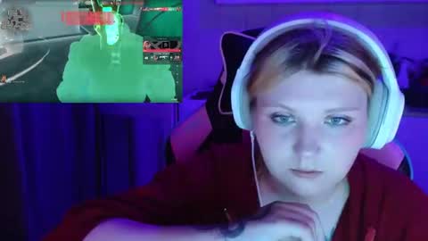 Snapshot of mura_muur chatting on 07/04/26, 04:24 Milana online show from 07/04/26, 04:24