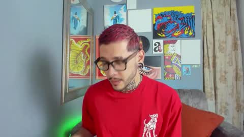 Snapshot of murdockh chatting on 10/28/25, 03:32 murdok online show from 10/28/25, 03:32