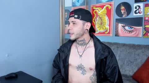 Snapshot of murdockh chatting on 11/21/25, 06:23 murdok online show from 11/21/25, 06:23