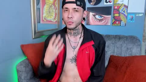 Snapshot of murdockh chatting on 11/22/25, 07:18 murdok online show from 11/22/25, 07:18