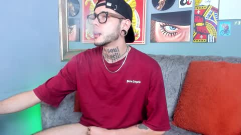 Snapshot of murdockh chatting on 11/25/25, 05:51 murdok online show from 11/25/25, 05:51