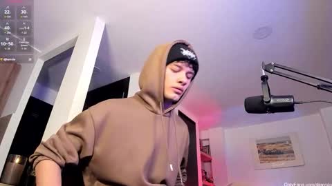 murielkarmesi online show from 10/15/25, 07:58