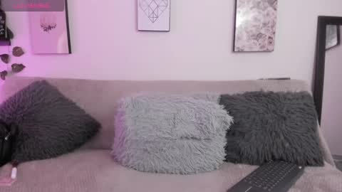 muriell_69 online show from 02/15/26, 12:29