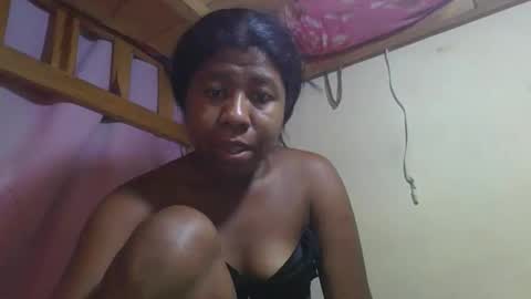 Snapshot of murielleee chatting on 03/20/26, 09:19 murielleee online show from 03/20/26, 09:19