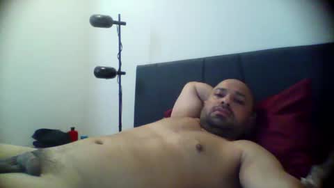 Snapshot of muscle794 chatting on 02/26/26, 06:18 Cool Traveler online show from 02/26/26, 06:18