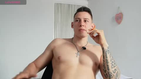 Snapshot of muscle_king_cum chatting on 04/18/26, 03:27 muscle_king_cum online show from 04/18/26, 03:27