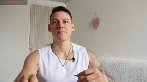 Snapshot of muscle_king_cum chatting on 04/20/26, 03:15 muscle_king_cum online show from 04/20/26, 03:15