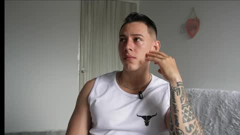 Snapshot of muscle_king_cum chatting on 05/13/26, 01:08 muscle_king_cum online show from 05/13/26, 01:08
