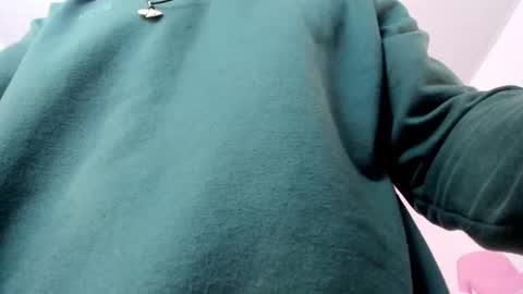 Snapshot of muscle_man07 chatting on 11/12/25, 03:29 Muscle Man online show from 11/12/25, 03:29