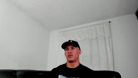 Snapshot of muscle_man07 chatting on 07/14/26, 02:12 Muscle Man online show from 07/14/26, 02:12