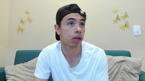 Snapshot of muscle_scott chatting on 10/01/25, 12:00 muscle scott online show from 10/01/25, 12:00