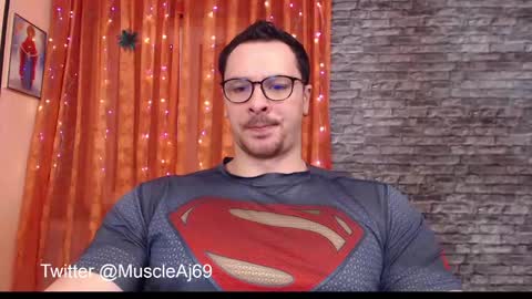 Snapshot of muscleaj69 chatting on 12/17/24, 04:53 AJ online show from 12/17/24, 04:53