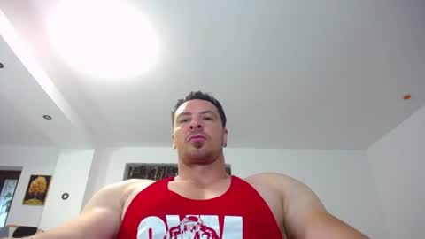Snapshot of muscleaj69 chatting on 07/18/26, 05:33 AJ online show from 07/18/26, 05:33
