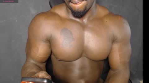 musclegod23 online show from 12/06/24, 01:29
