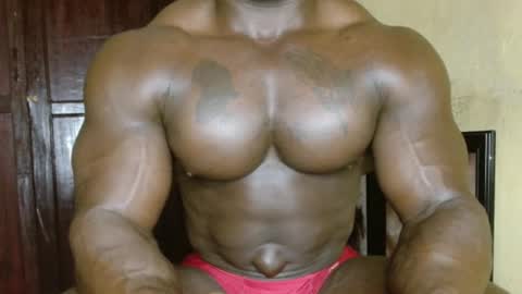 Snapshot of musclegodsammy23 chatting on 03/17/26, 01:10 musclegod23 online show from 03/17/26, 01:10