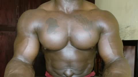 Snapshot of musclegodsammy23 chatting on 03/21/26, 12:59 musclegod23 online show from 03/21/26, 12:59
