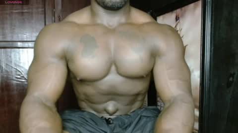 Snapshot of musclegodsammy23 chatting on 04/14/26, 12:16 musclegod23 online show from 04/14/26, 12:16