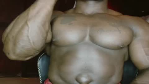 musclegod23 online show from 07/16/26, 02:28