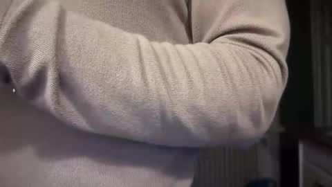 musclehair3 online show from 11/04/25, 10:09