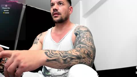 MuscleMonster31 online show from 11/14/25, 11:09