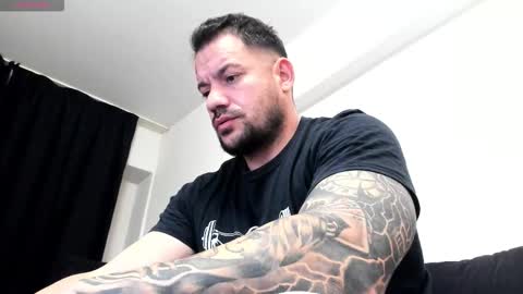 MuscleMonster31 online show from 12/04/25, 10:18