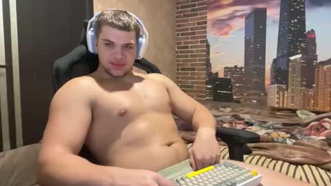 Snapshot of musclephantom chatting on 11/04/25, 10:20 Egor online show from 11/04/25, 10:20