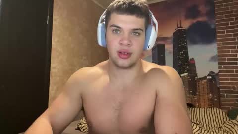 Snapshot of musclephantom chatting on 12/03/25, 10:08 Egor online show from 12/03/25, 10:08