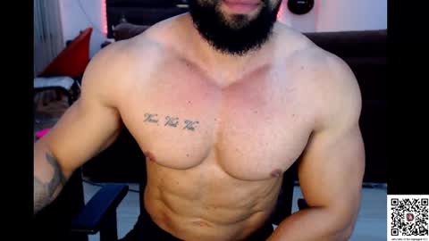 Snapshot of muscleweed420 chatting on 03/10/25, 10:48 Ragnar online show from 03/10/25, 10:48