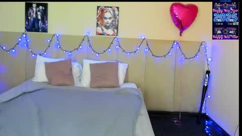 Snapshot of musclexxxbarbie chatting on 02/22/25, 08:29 Eva online show from 02/22/25, 08:29