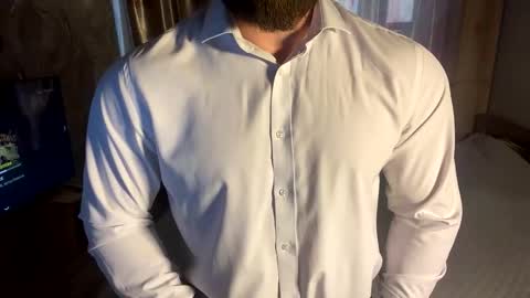 Snapshot of muscularjuggler chatting on 04/03/26, 01:25 muscularjuggler online show from 04/03/26, 01:25