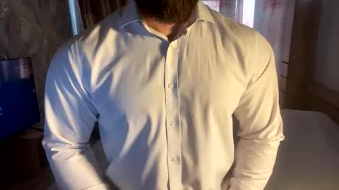 Snapshot of muscularjuggler chatting on 04/07/26, 02:01 muscularjuggler online show from 04/07/26, 02:01