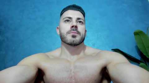 muscularmaster onlyfans online show from 01/15/25, 10:35