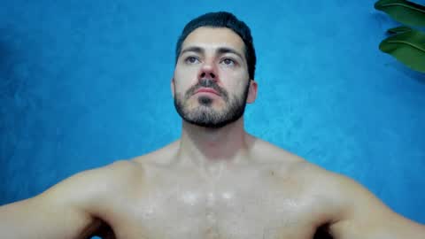 Snapshot of muscularmaster chatting on 05/27/26, 08:44 muscularmaster onlyfans online show from 05/27/26, 08:44